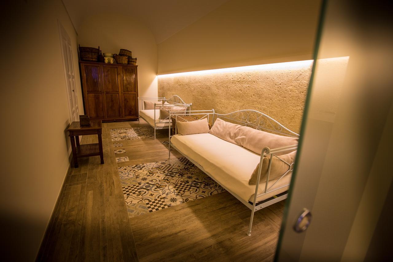 Giardini 82 B&B กราวีนา อิน ปูเลีย ภายนอก รูปภาพ