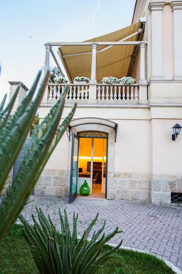Giardini 82 B&B กราวีนา อิน ปูเลีย ภายนอก รูปภาพ